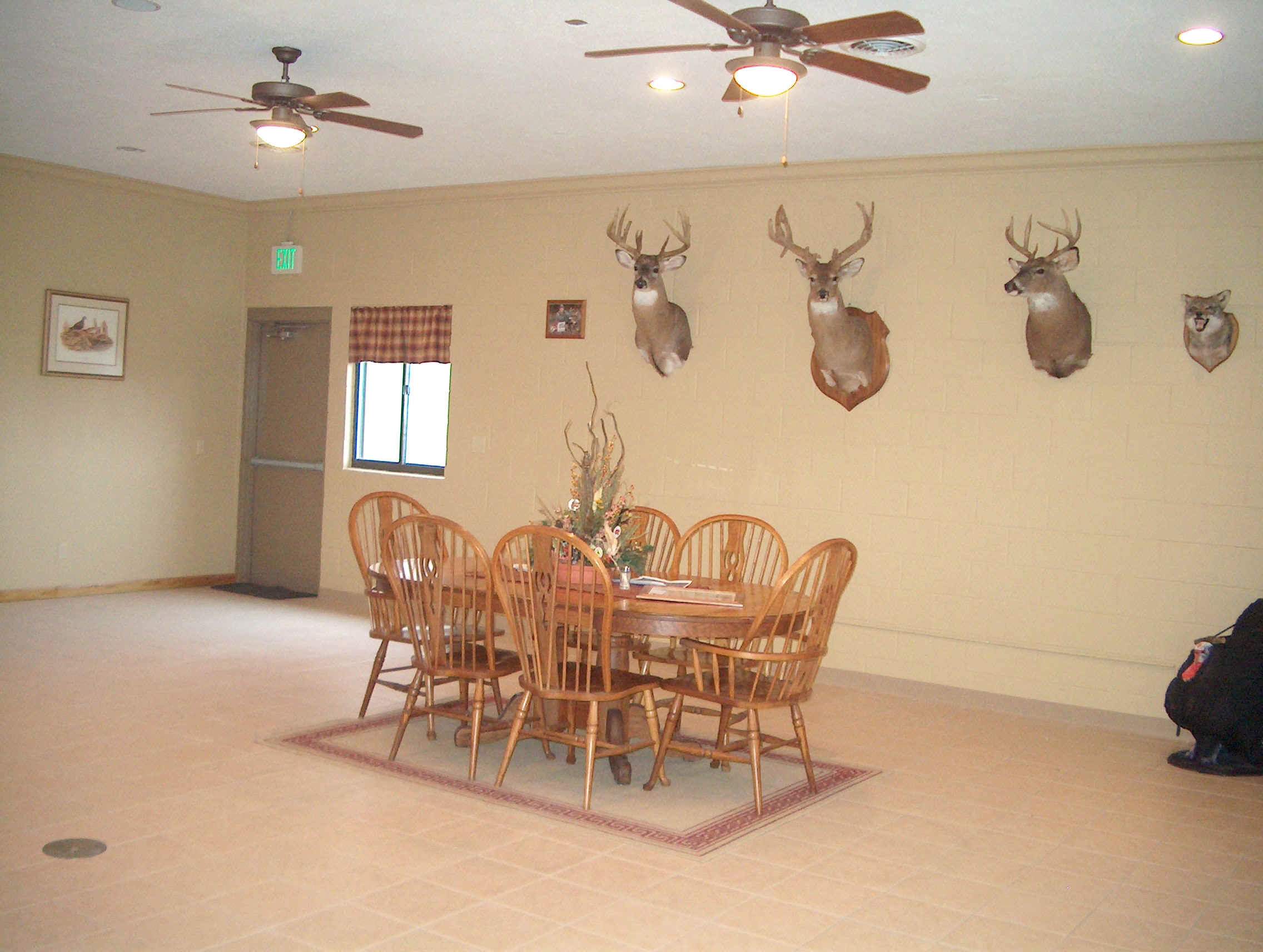 Dining area - Langham Outdoors Lodge building